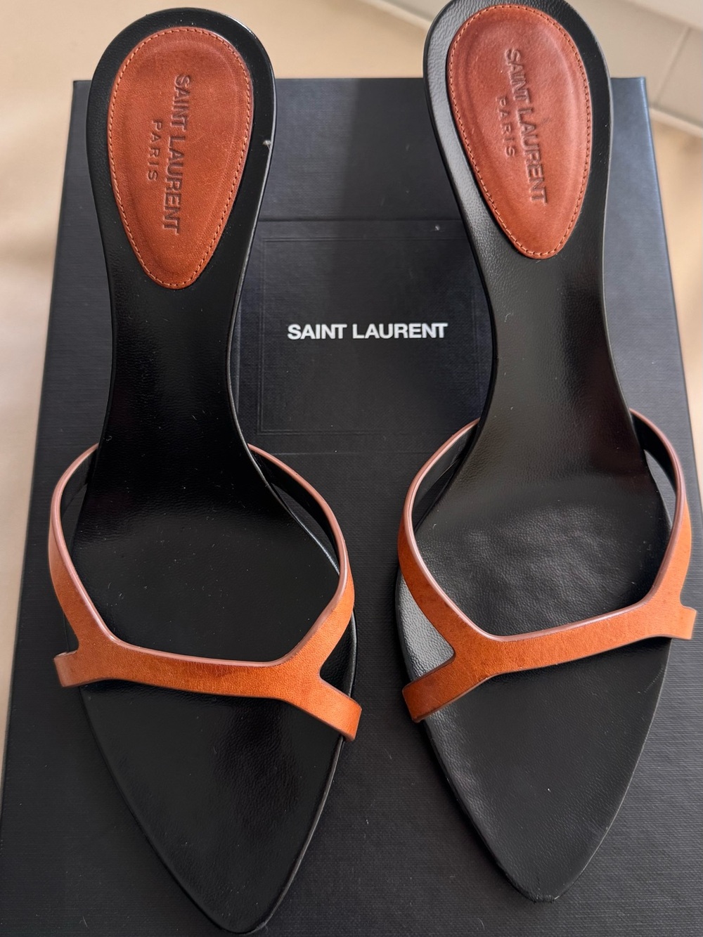 Saint Laurent Carla 60 Leather Mules Kitten Heels – Cuoio/Black – Size 38